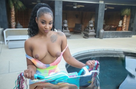 ebony pool nudes images