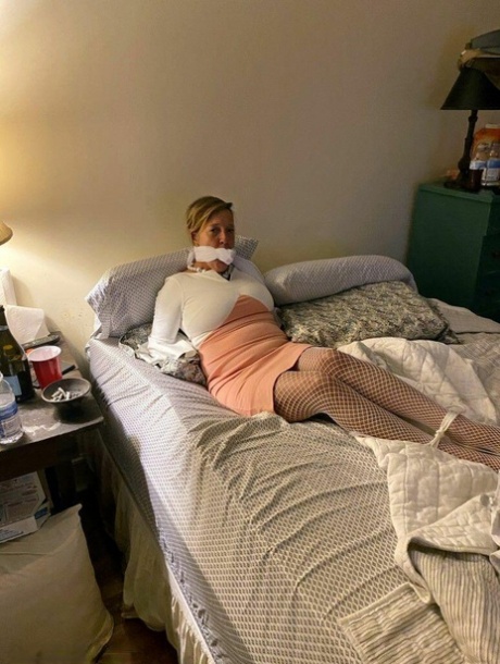 bondage mature chaud gratuit img