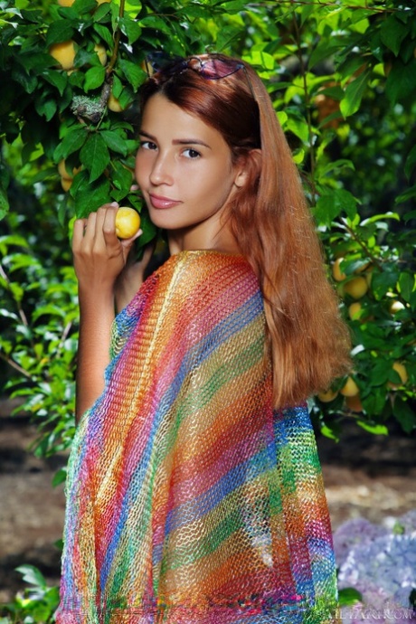 Agatha Vega top star img