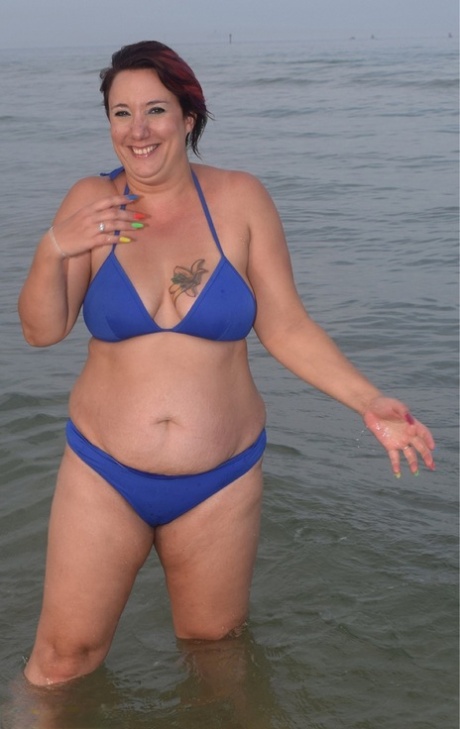 granny beach xxx photos