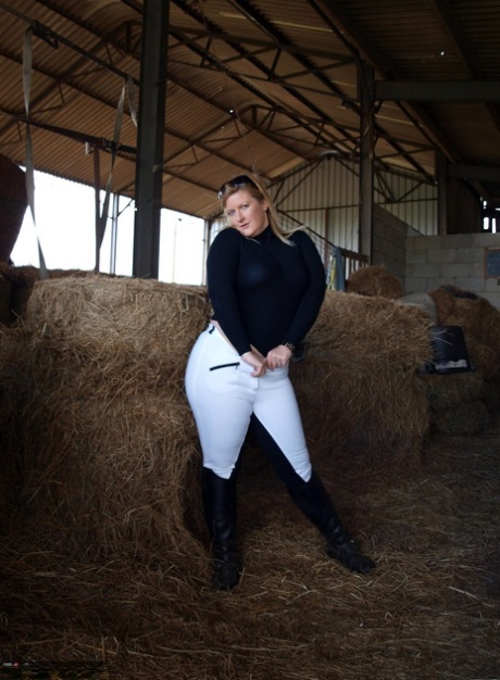 bbw boots hot image