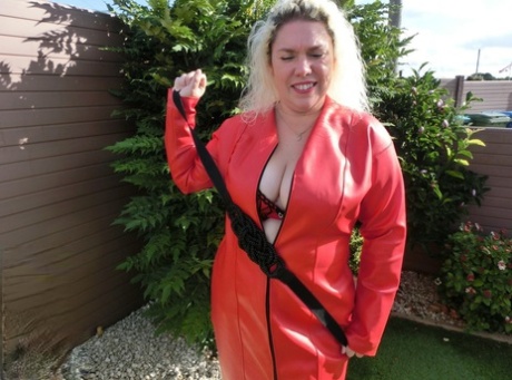 lingerie bbw mature haut de gamme galerie