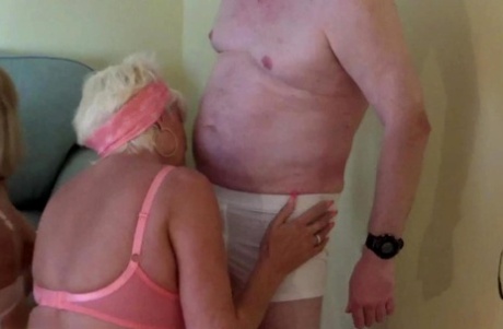 britisk bestemor varm erotisk galleri