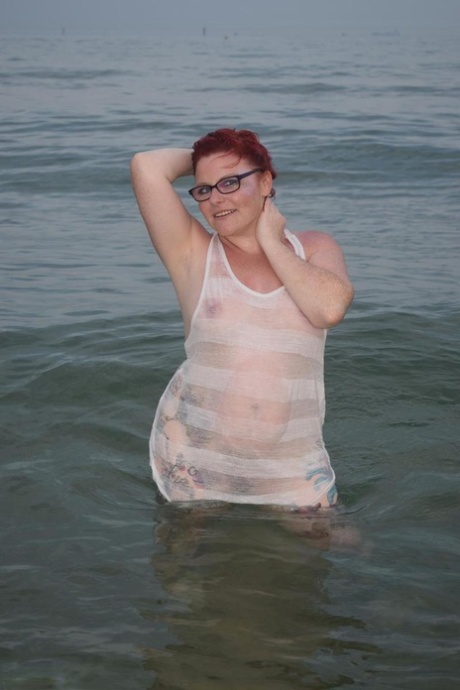 granny beach sexy nude archive
