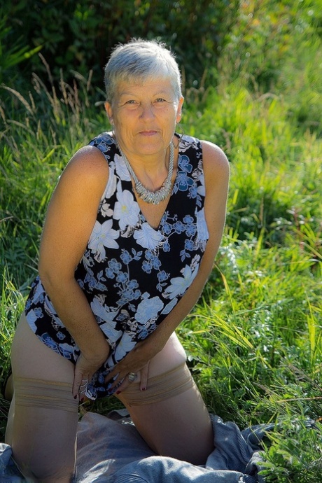 otäck mormor perfekt xxx galleri