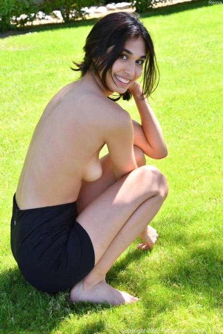 skinny latina porno img