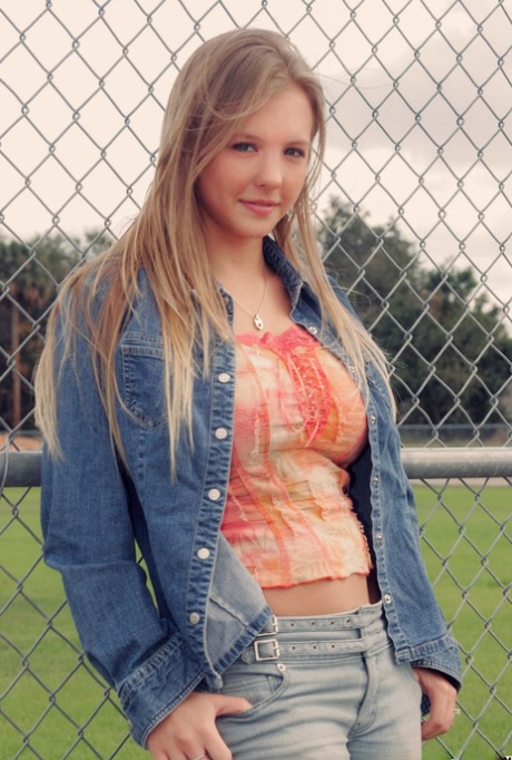 liderlig teenager hot erotisk img