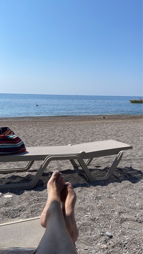 beach feet top gallery