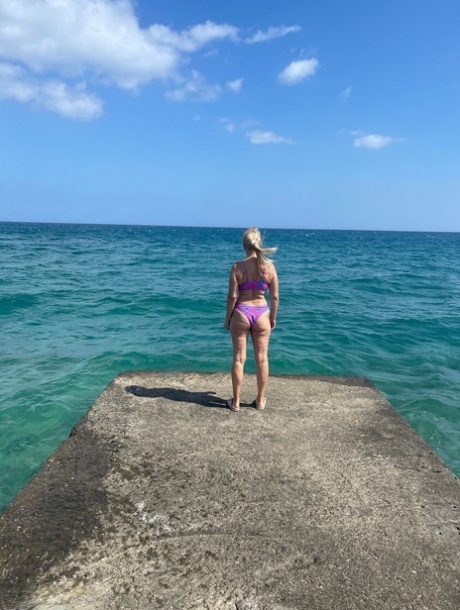 beach milf top images