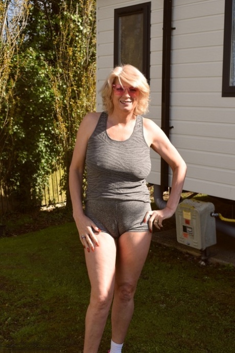 mogna hemmafruar xxx naken bilder