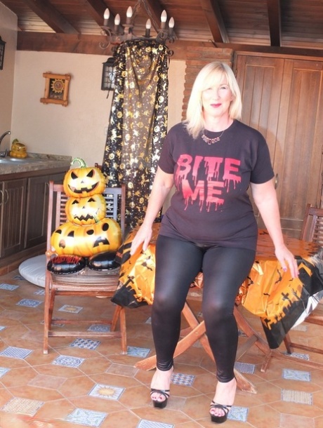 bbw yoga pants beautiful porn images