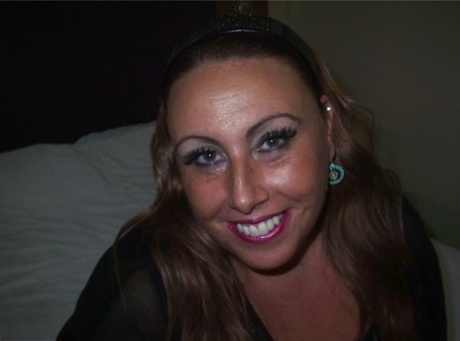chubby face free sex picture