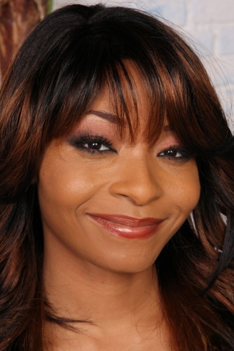 ebony face exclusive pic