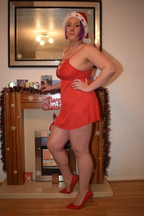 chubby skirt adult photos
