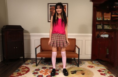 asian teen solo pornographic pic