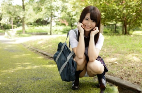japanese schoolgirl sexy pictures