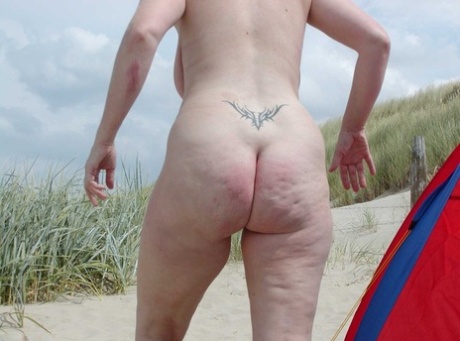 granny beach erotic pictures