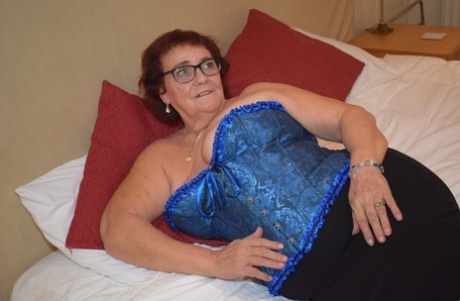 podprsenka pěkné porno fotografie