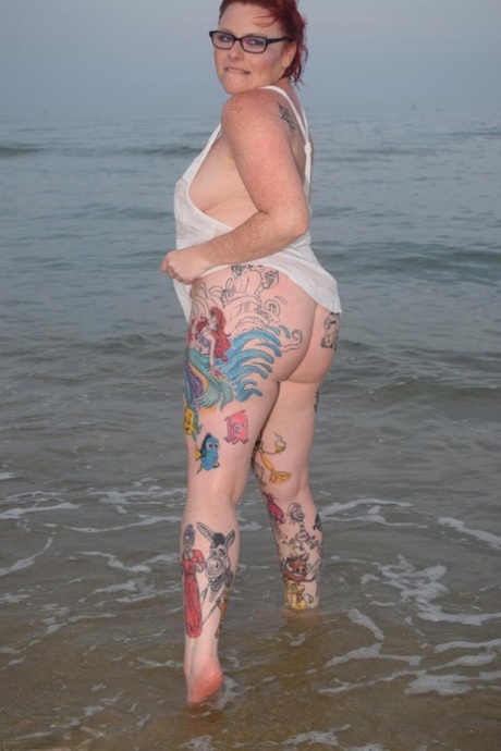 granny beach sexy naked img