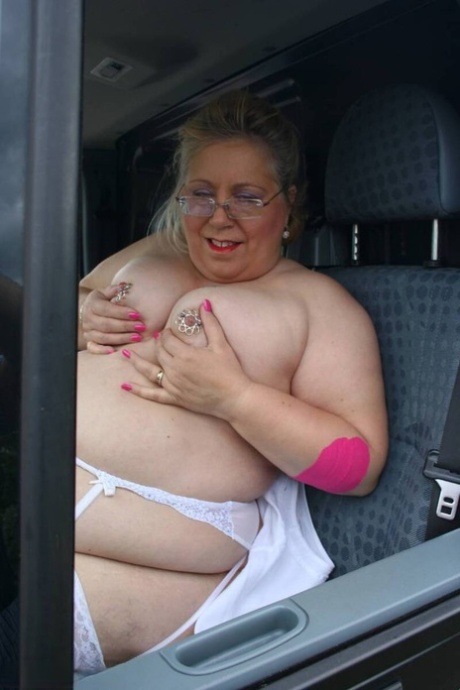 blonde bbw nice pic