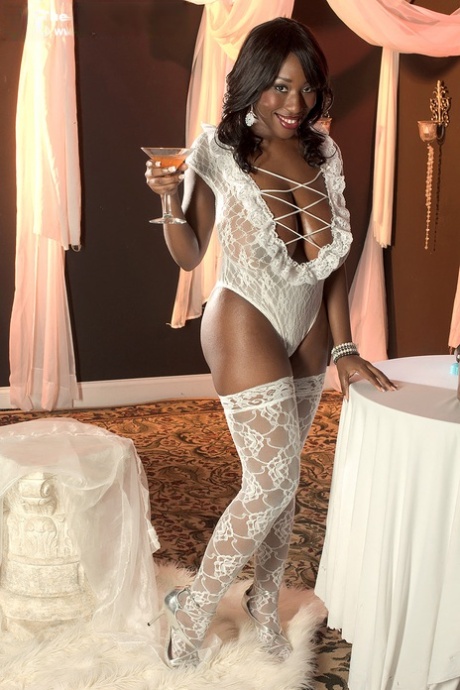 Janet Jade erotic pornstar photos