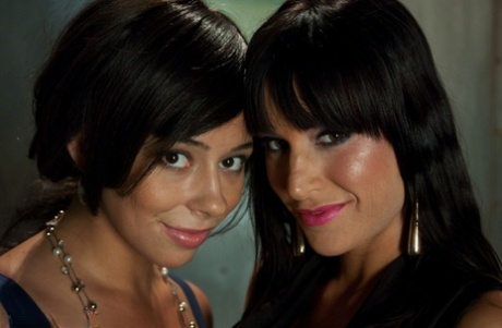 latinamerikansk lesbisk hd sex img