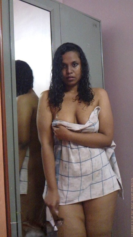 thick ebony porno pictures