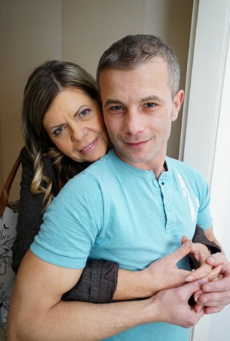 bestemor forfører gutt xxx pene foto