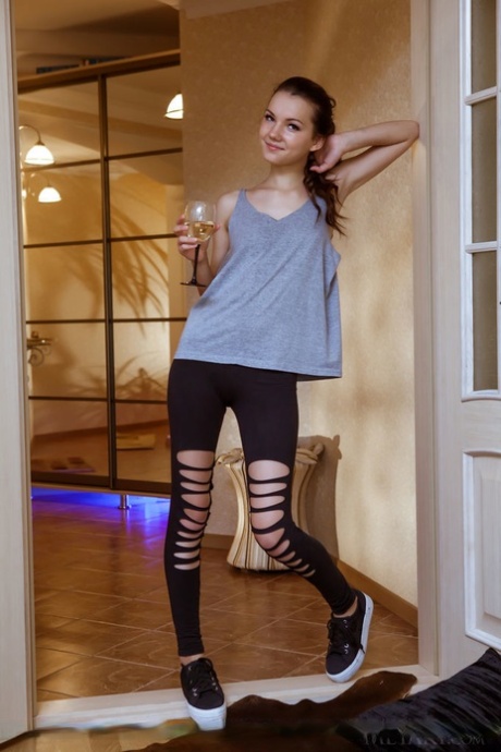 skinny leggings hot galleries