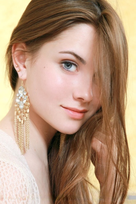 Marta E nice model img