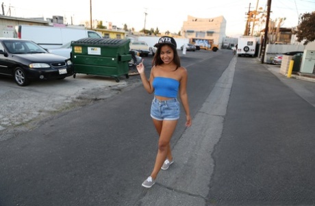 Loni pornstar nice picture