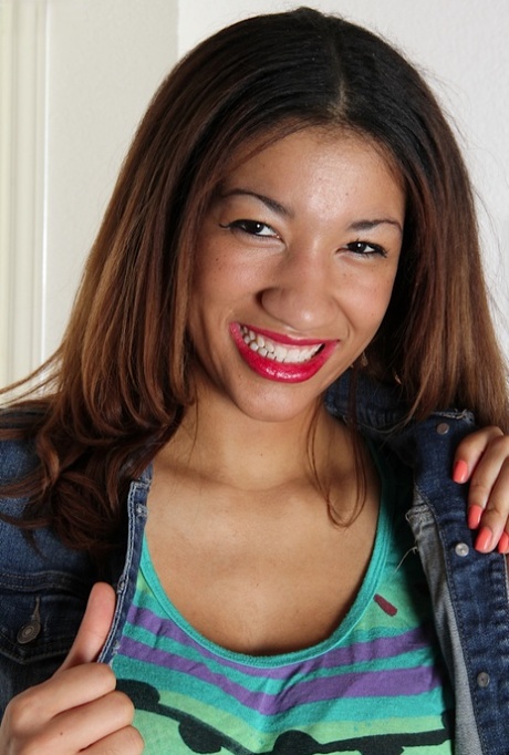 ebony face hot sexy gallery