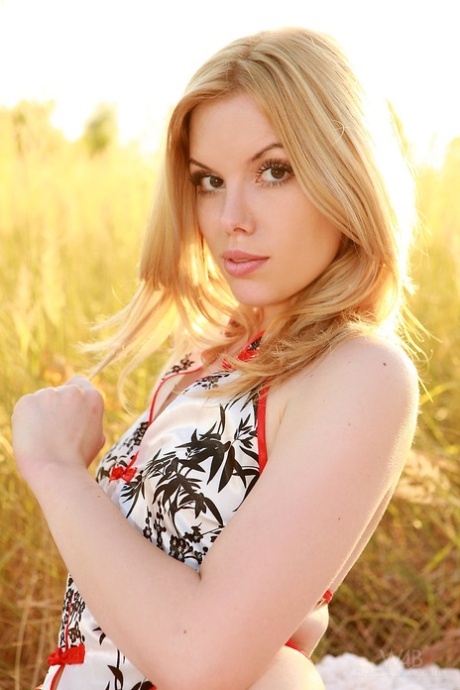 Kala Ferard nudes star pics