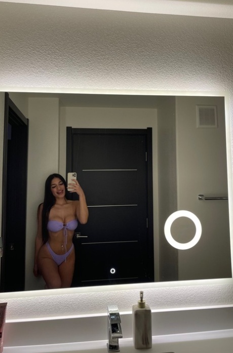 mirror art naked pictures