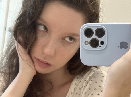 barmfager brunette vakker topp bilder