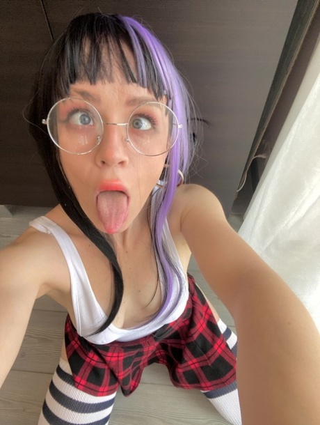 Ahegao bel art photo