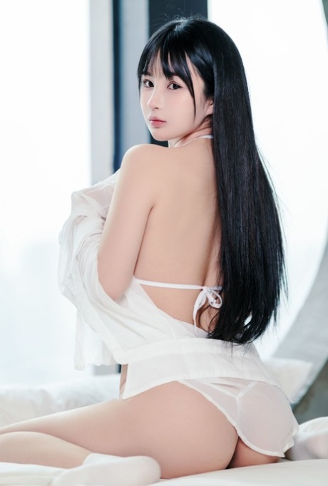 asian solo sexy photo