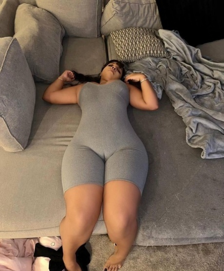 curvy babe pornos img
