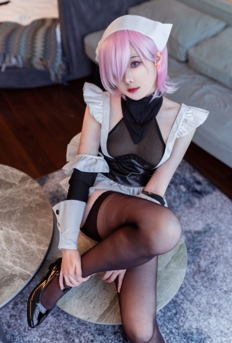 asian maid nudes archive