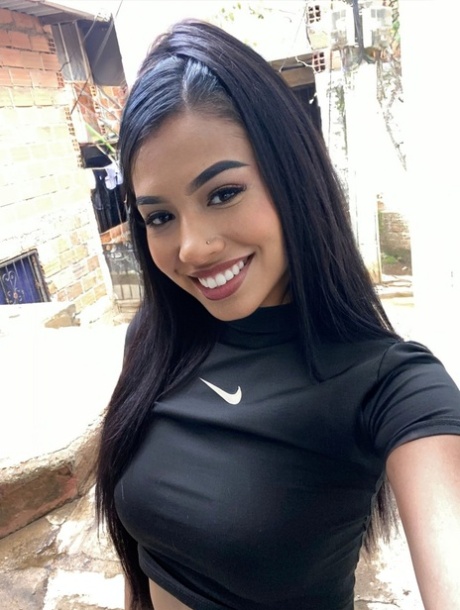 latina solo beautiful galleries