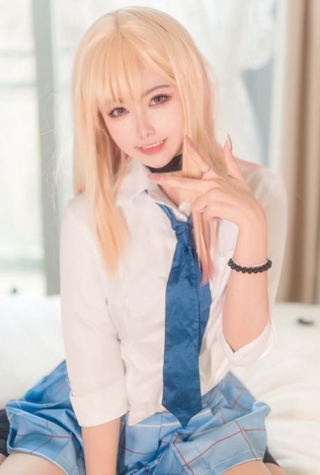 青少年角色扮演 藝術裸體 照片