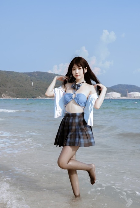 asian schoolgirl hot sexy galleries