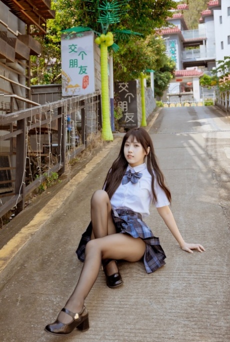 asian schoolgirl pornos pic