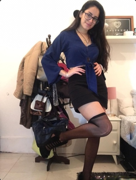 secrétaire latina chaud belle des photos