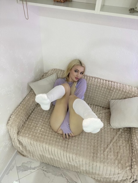 solo feet free porn gallery