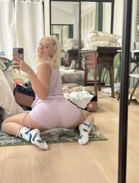 curvy blonde teen porn images