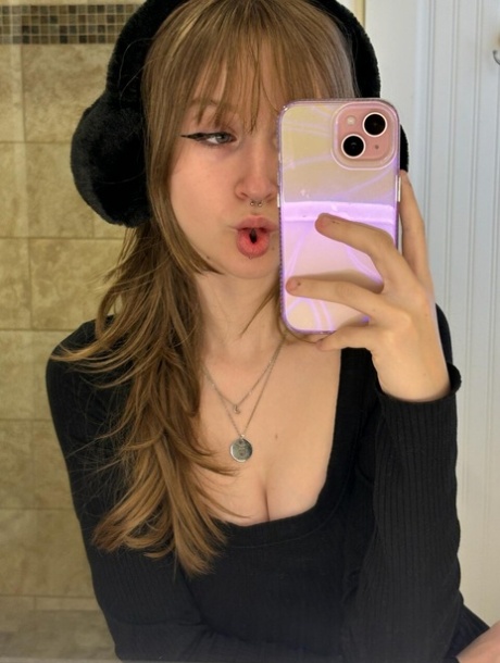 amateur selfie sex images
