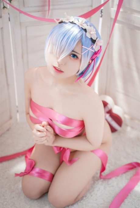 big tits cosplay naked picture
