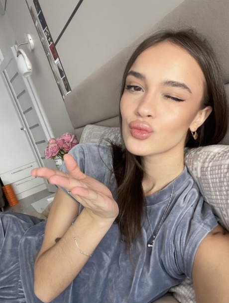 homemade selfie perfect pic