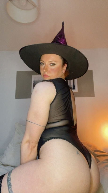 chubby bent over sexy xxx photo